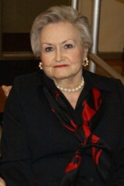 Louise Mitchell James, obituary portrait — Stephenson-Dearman Funeral Home